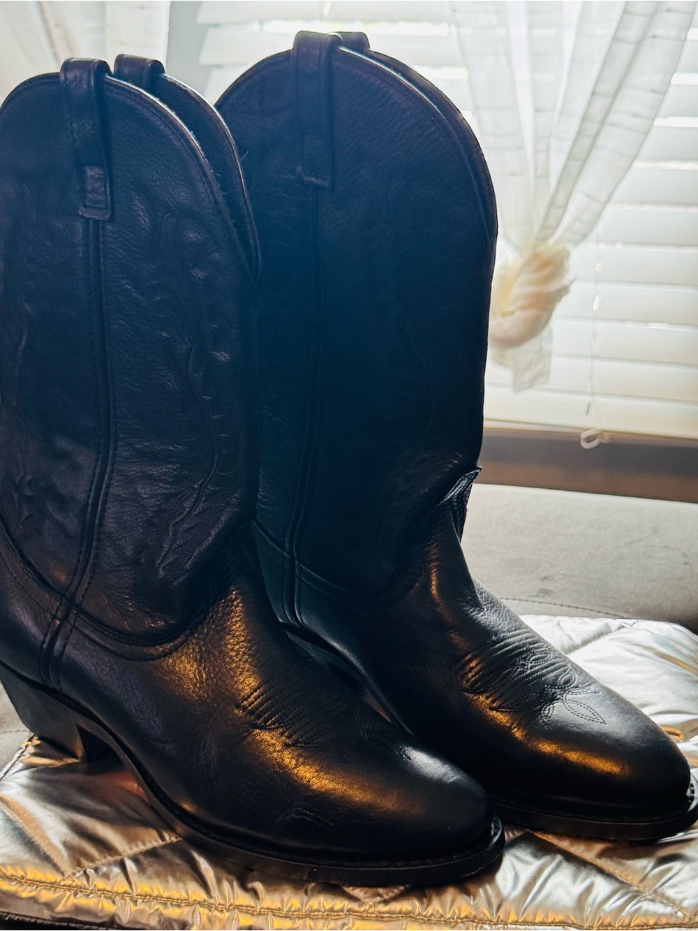 Laredo Black Leather Western Ankle Boots Women’s size 10